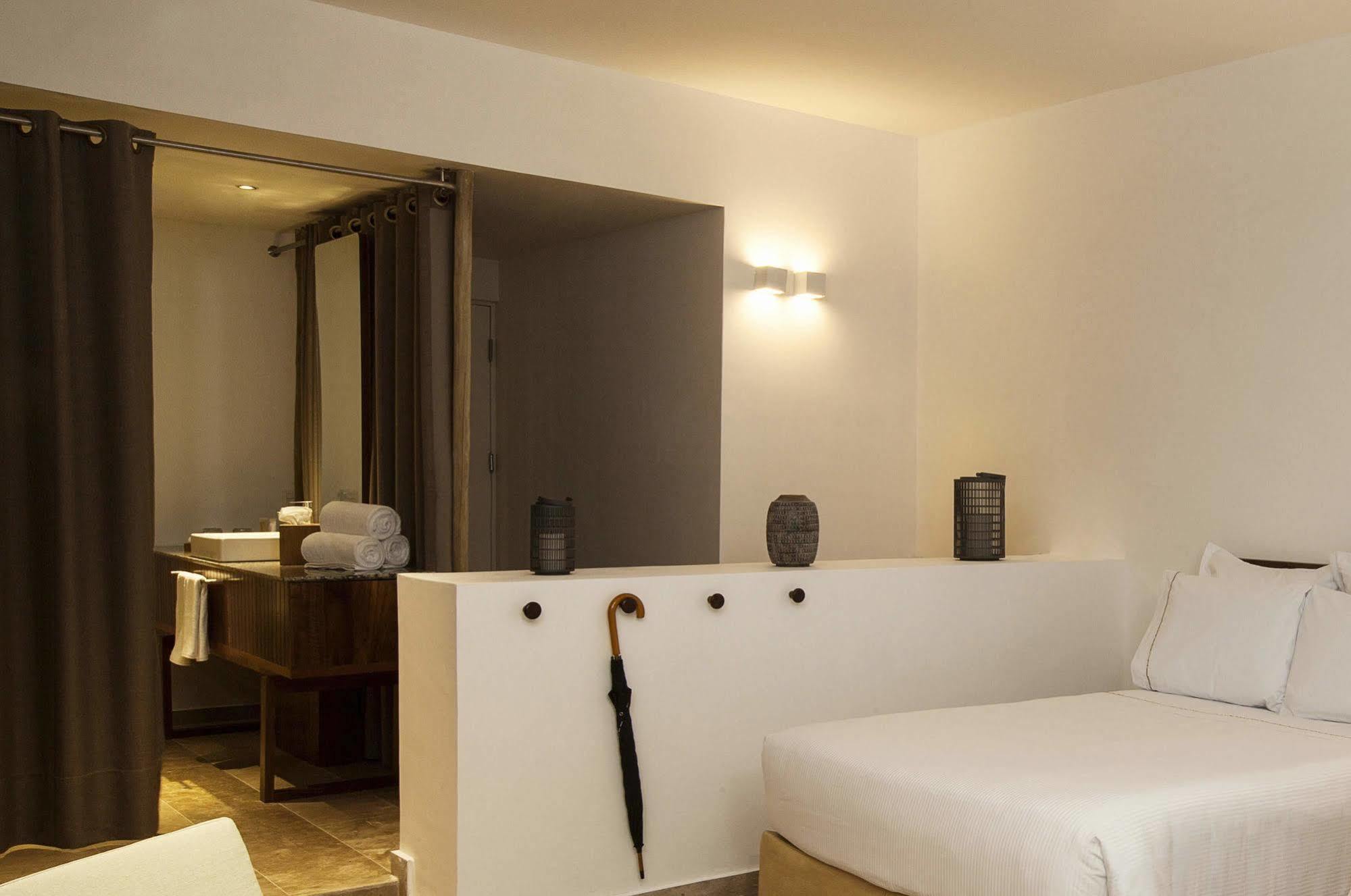 ดิ เอ็กซ์พลอรียน โกซูเมล ออล อินคลูซีฟ Hotel ภายนอก รูปภาพ